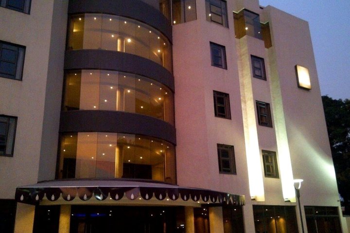 金沙萨皇家酒店(Hotel Royal Kinshasa)