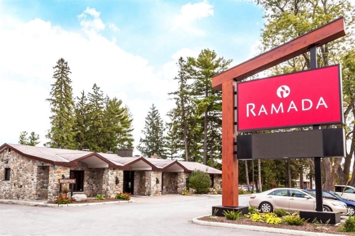 渥太华里多华美达酒店(Ramada by Wyndham Ottawa On The Rideau)