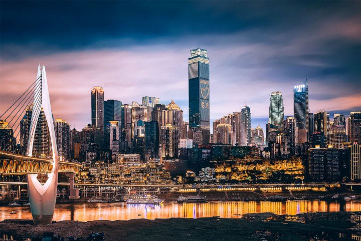 1重庆斐曼轻奢酒店 重庆渝北区红黄路121号紫荆商业广场二期3幢3-12,3