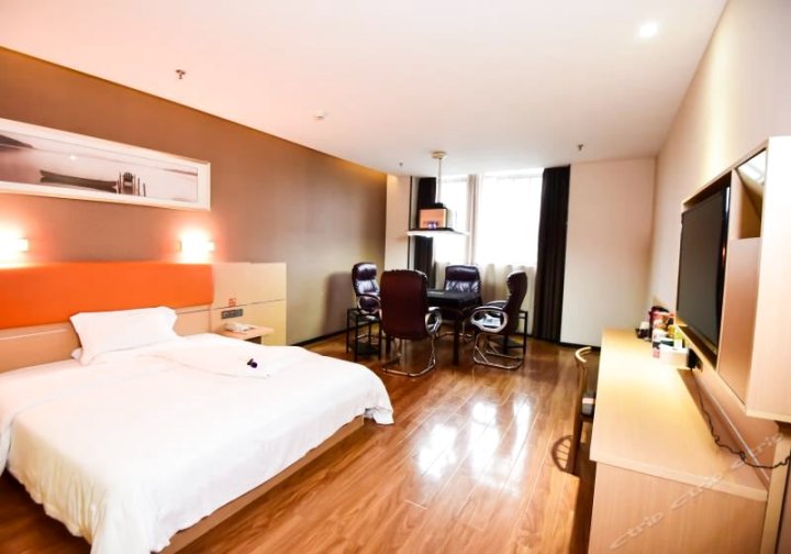 汉寿qi天酒店银谷国际店