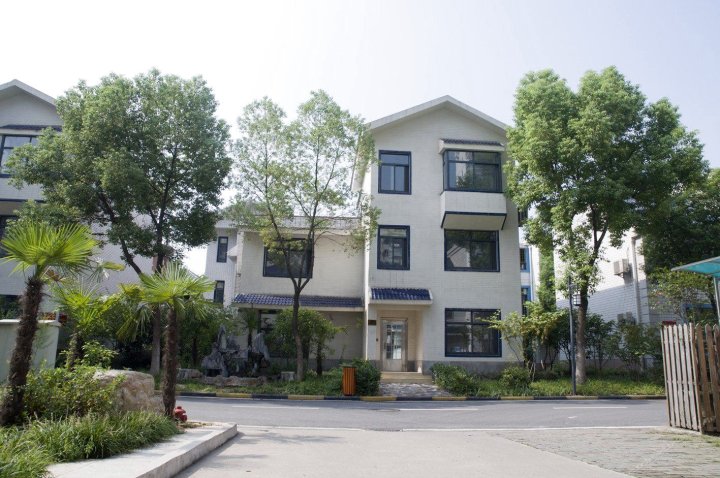 华中科技大学国际学术交流中心(武汉宏嘉酒店)
