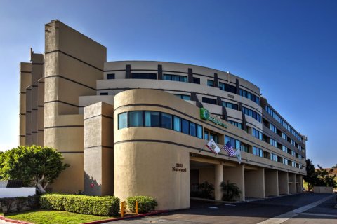阿纳海姆-福乐顿市假日套房酒店(Holiday Inn Hotel & Suites Anaheim - Fullerton)
