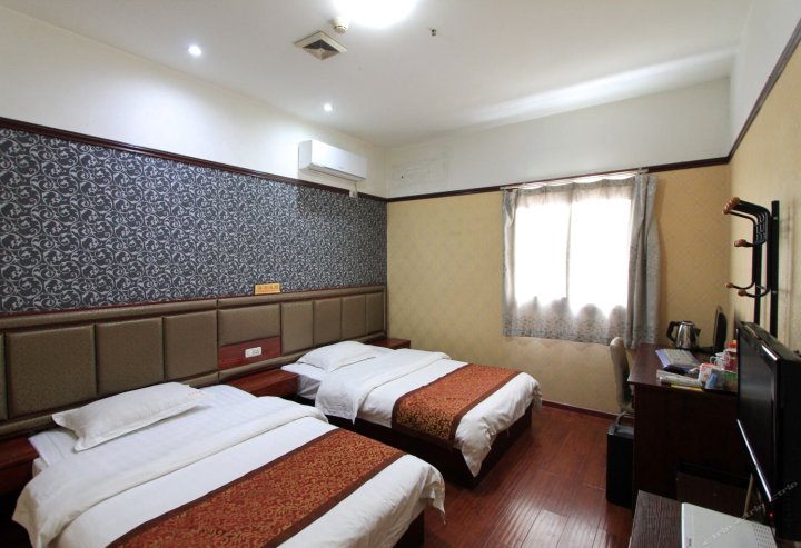 凯旋宾馆(重庆九龙坡店)