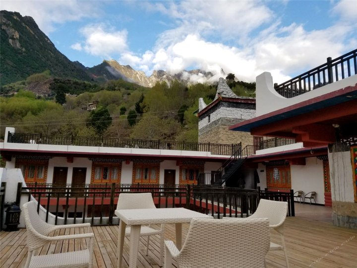 扎西德康乡村客栈