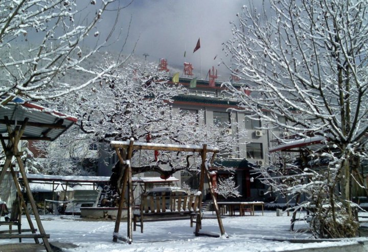 盘山盘隆山庄