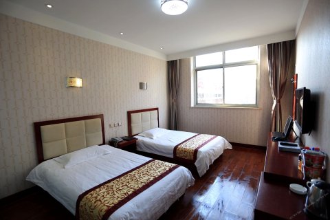 华驿易居酒店保定汽车南站店