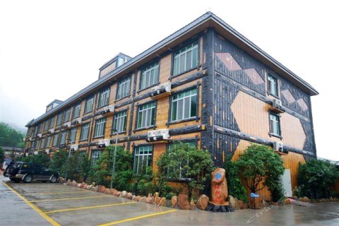 新丰江源温泉度假山庄舒适型