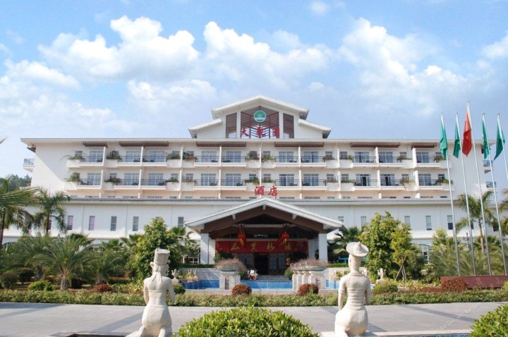 龙门南昆山温泉大观园