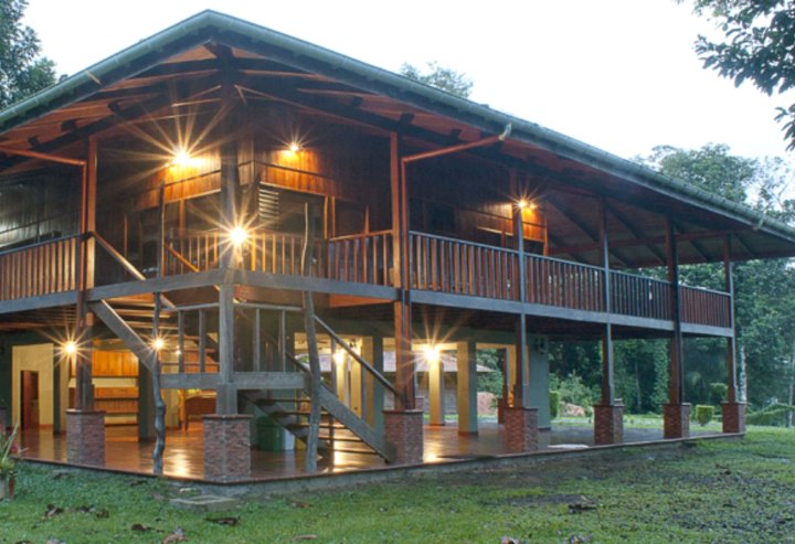 芬卡卢纳努埃瓦旅馆(Finca Luna Nueva Lodge)