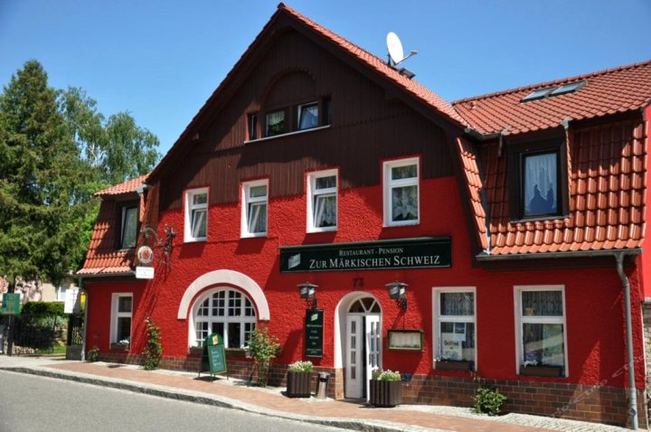 马克思赫瑞士餐厅&酒店(Hotel & Restaurant Märkische Schweiz)