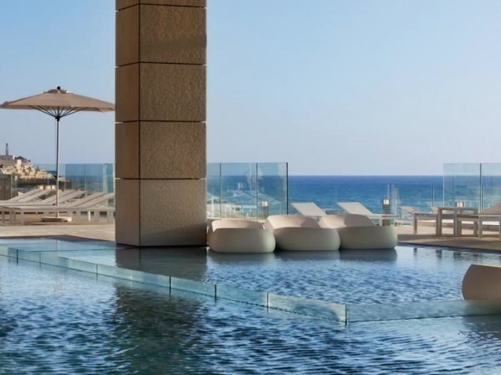 特拉维夫皇家海滩 - 伊斯罗泰尊爵酒店(Royal Beach Hotel Tel Aviv by Isrotel Exclusive)