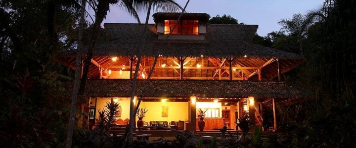 库帕阿波尔海滩雨林度假酒店(Copa De Arbol Beach & Rainforest Resort)