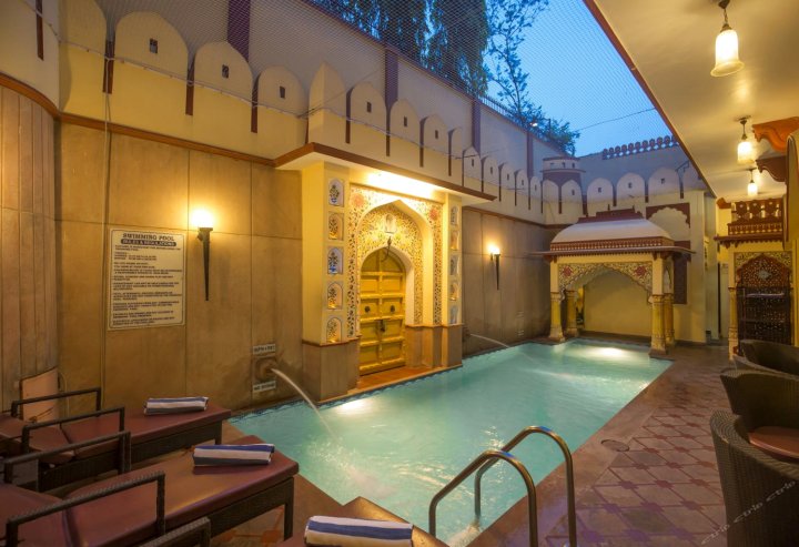 齐普尔乌曼玛哈尔-传统酒店(Umaid Mahal - A Heritage Style Boutique Hotel)