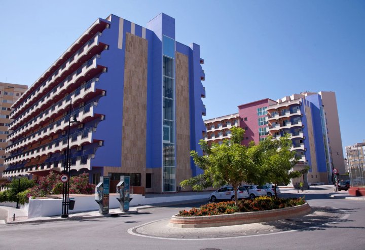 莫纳克芬吉萝拉公园酒店(Hotel Monarque Fuengirola Park)