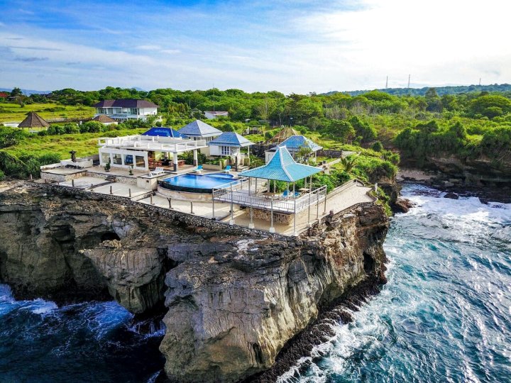 克里夫蓝梦园旅馆(Cliff Park Lembongan)