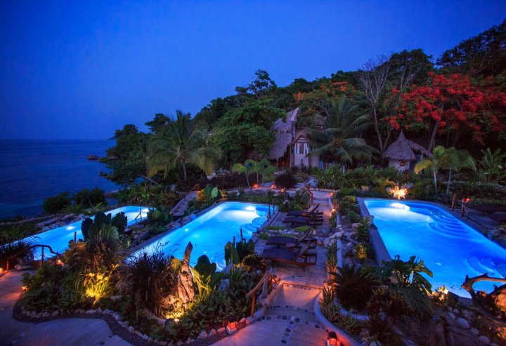 荷摩莎湾别墅度假及套房酒店(Hermosa Cove Villa Resort & Suites)