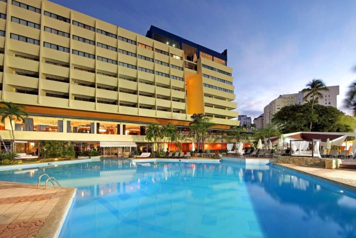多米尼加嘉年华娱乐场酒店(Dominican Fiesta Hotel & Casino)