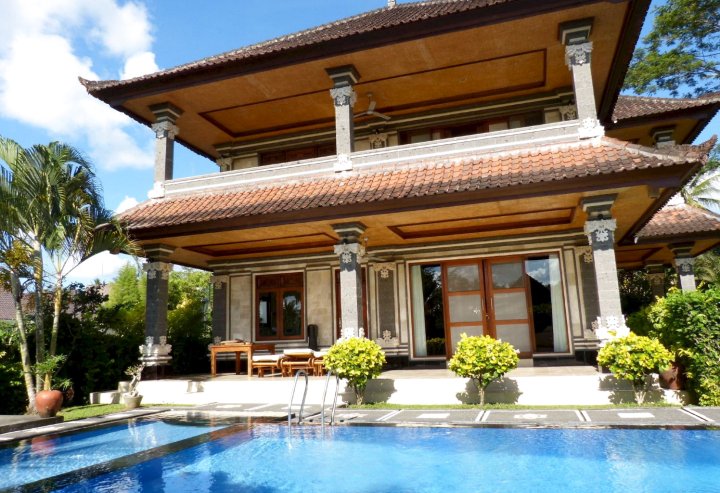 巴厘岛乌布阿贡卡利亚别墅酒店(Villa Agung Khalia Ubud)