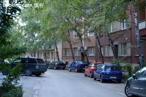 市中心诺维萨德公寓(City Centre Apartment Novi Sad)