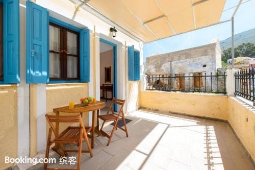 Symi Sunshine Apartment