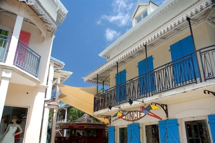 克里奥尔乡村酒店(Village Creole)