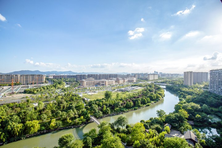 杭州低调奢华品位之居与繁华为邻之旅公寓(4号店)