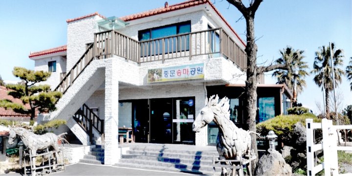 济州岛高地度假屋(Highland Pension Jeju)