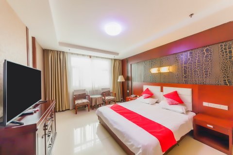 玛纳斯凤凰大酒店