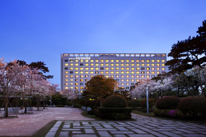 现代酒店 - 莱汉蔚山(Hotel Hyundai by Lahan Ulsan)