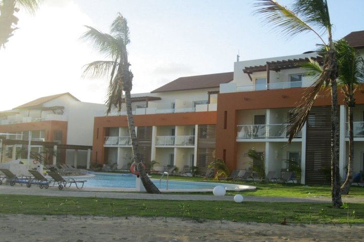 蓬塔卡纳布里斯莱斯Spa度假酒店 - 仅限成人(Breathless Punta Cana Resort & Spa - Adults Only)