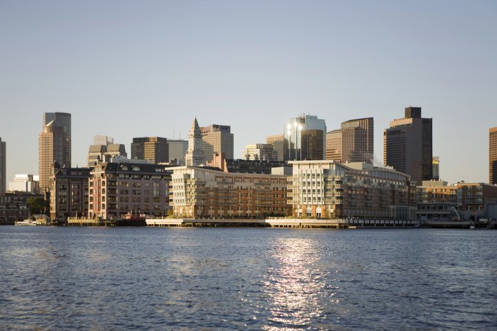 波士顿滨水区巴特利码头酒店(Battery Wharf Hotel, Boston Waterfront)