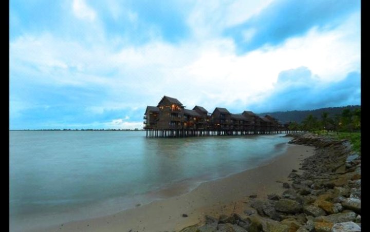 兰卡威泻湖德丽莎套房度假酒店(Langkawi Lagoon Resort by Delisha Suite)