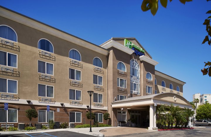 圣迭戈索伦托谷智选假日酒店(Holiday Inn Express San Diego - Sorrento Valley, an IHG Hotel)