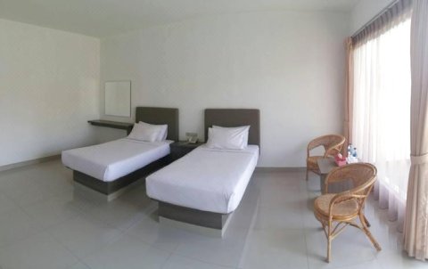 双溪利亚森贾亚酒店(Sunjaya Hotel Sungailiat)