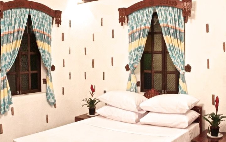 拉古娜苏利亚奥万多B＆B精品酒店(Sulyap Bed & Breakfast – Casa de Obando Boutique Hotel)