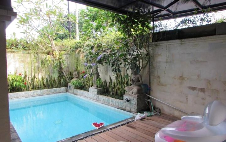 巴厘岛林甘尼斯别墅(Villa Rengganis Bali)