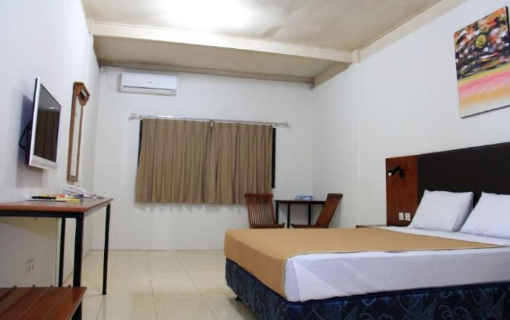 伦邦奥古斯塔酒店(Hotel Augusta Lembang)