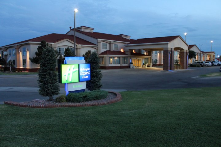 威德福智选假日酒店(Holiday Inn Express Hotel and Suites Weatherford, an IHG Hotel)