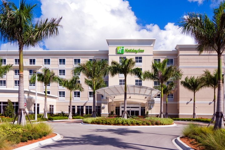 迈尔斯堡机场假日酒店-城镇中心(Holiday Inn Fort Myers Airport-Town Center, an IHG Hotel)