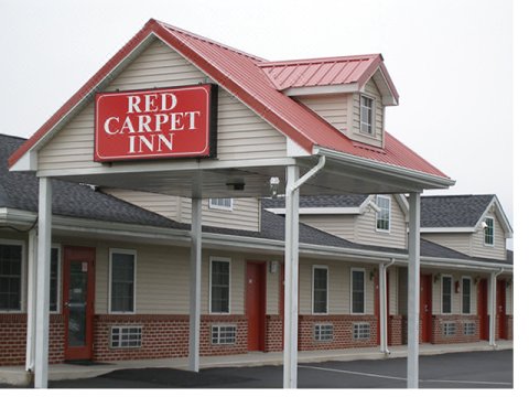 温德盖普红地毯旅店(Red Carpet Inn Wind Gap)