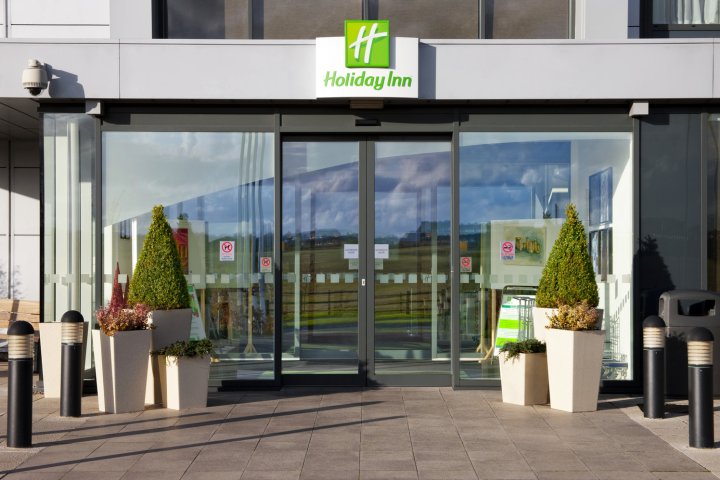 索尔兹伯里 - 巨石阵假日酒店 - IHG 旗下饭店(Holiday Inn Salisbury - Stonehenge, an IHG Hotel)