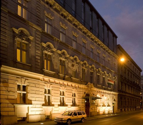 布达佩斯伊莎贝拉玛麦森酒店(Mamaison Residence Izabella Budapest)