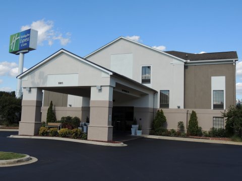 特鲁斯维尔智选假日酒店(Holiday Inn Express Trussville, an IHG Hotel)