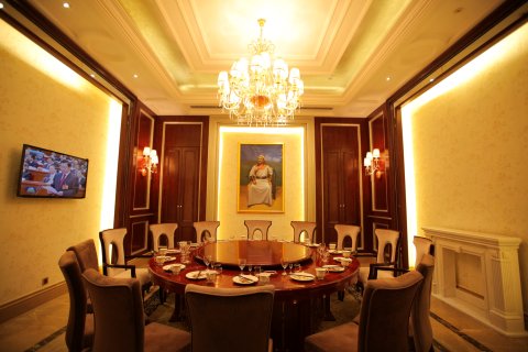 乌兰察布多蒙德豪生大酒店(乌兰察布之夜高铁站店)