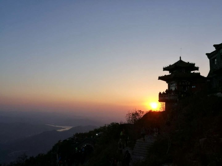 萍乡梅子公寓(青林寺分店)