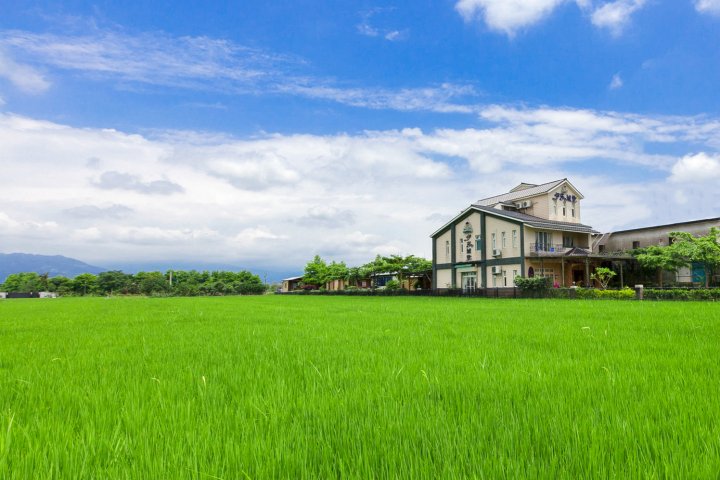 宜兰伊莎城堡电梯庭园民宿(Isa Castle Elevator B&B)