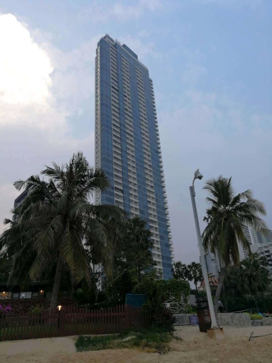 棕榈黄艾买提红公寓(The Palm Wongamat Hong Apartment)