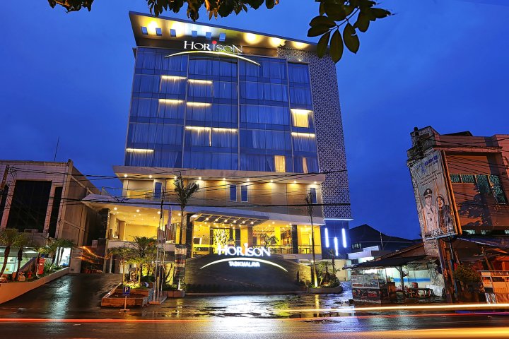 打横市地平线酒店(Hotel Horison Tasikmalaya)