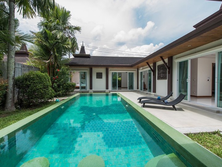 普吉静心度假别墅(Phuket Meditation Holiday Villa)