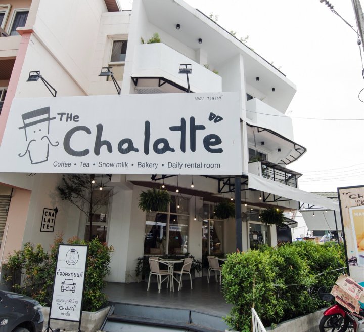 清迈查洛特阁楼酒店(The Chalatte Loft Chiangmai)